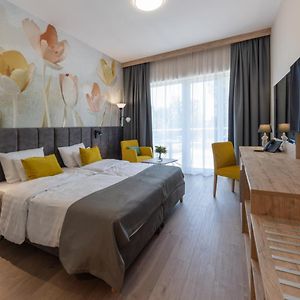 Szepia Bio And Art Hotel